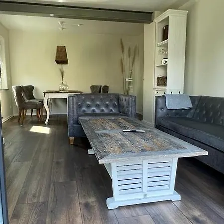 Lok-in Apartment